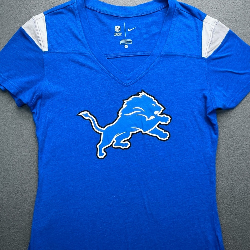 Nike Women NFL Detroit Lions V-Neck Team Apparel T-Shirt Honolulu Blue M - Picture 6 of 8